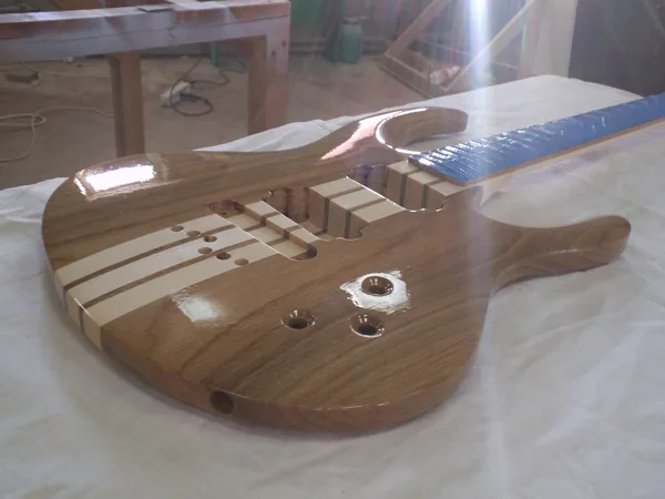 AttAck guitars