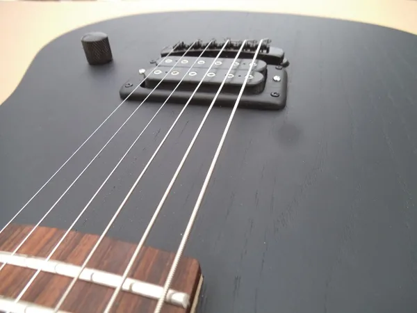 AttAck guitars