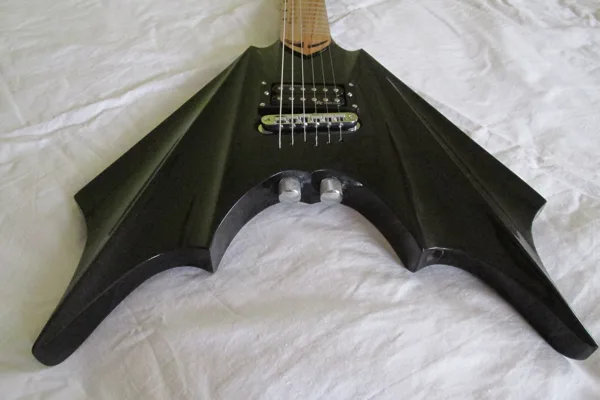 AttAck guitars