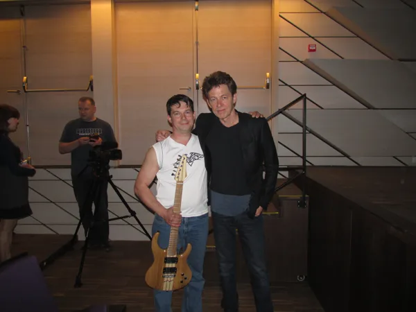 AttAck guitars with Dominic Miller